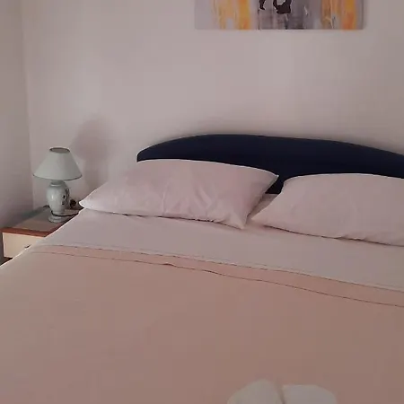 And By The Sea Brodarica, - 21536 Guest house Sibenik